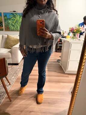 Max Studio 100% Cashmere Ribbed Mock Neck Fringe Poncho